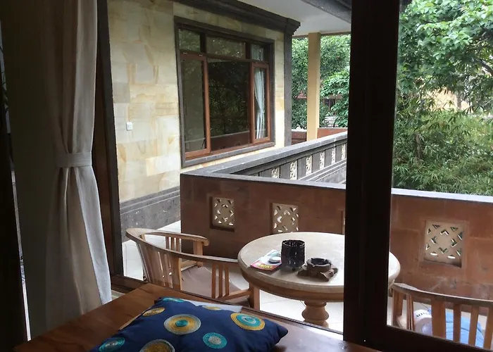 Guest house Bembengan 2*