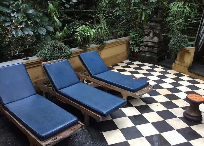 Guest house Bembengan 2*